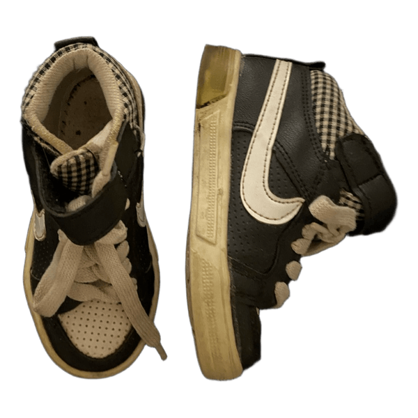 Nike lasten tennarit