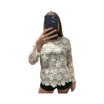 Valkoinen pitsipaita