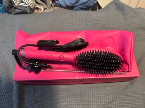 ghd glide smoothing hot brush (pink collection)