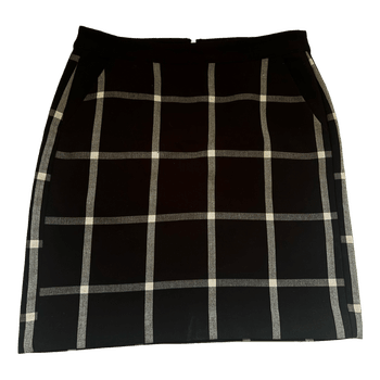 Black skirt