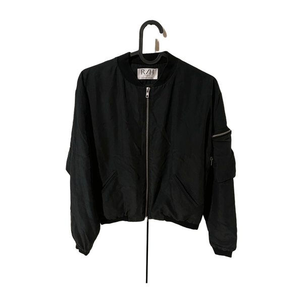 R/h studio coat