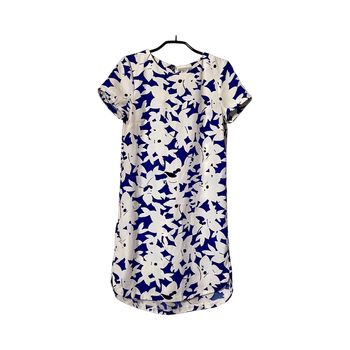 Kaunis mekko