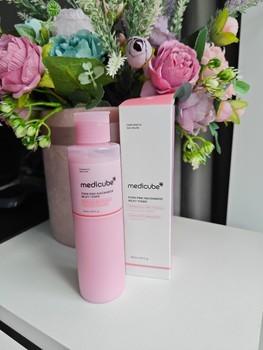 Medicube PDRN pink toner 150ml