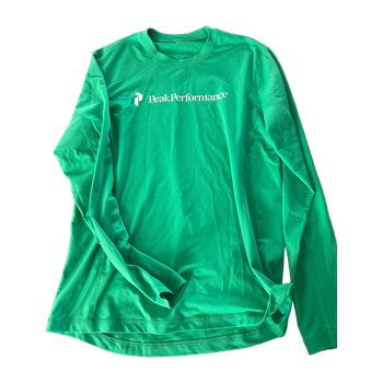 Peak performance sportswear