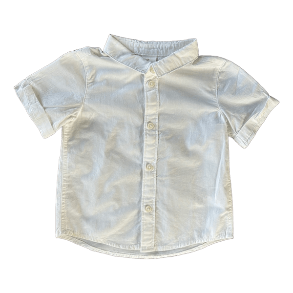White short-sleeve shirt