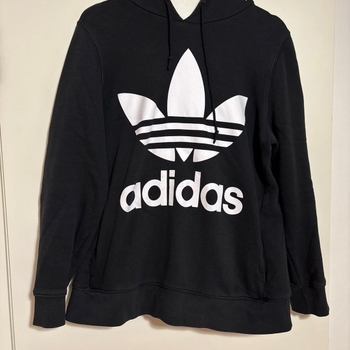 Adidas äitiyshuppari