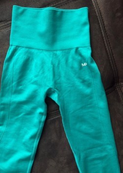 Turquoise Myprotein seamless leggings