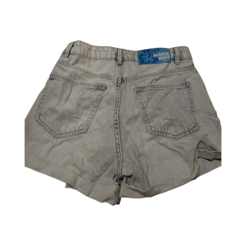 Vaaleat farkkushortsit