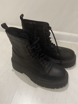 Leather black platform boots