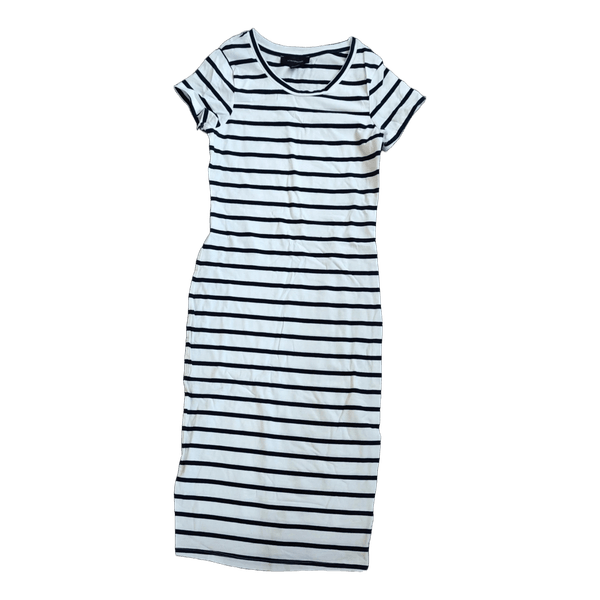 Dryžuota suknelė