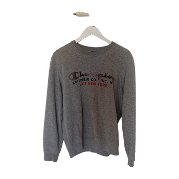 Champion blouse