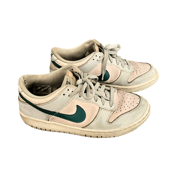 nike dunk low sneakers size 40