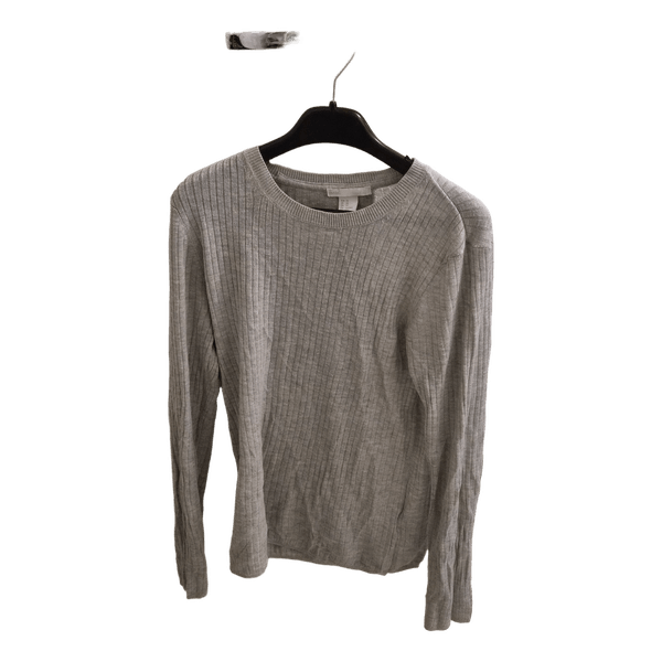 Grey ribbed long-sleeve sweater