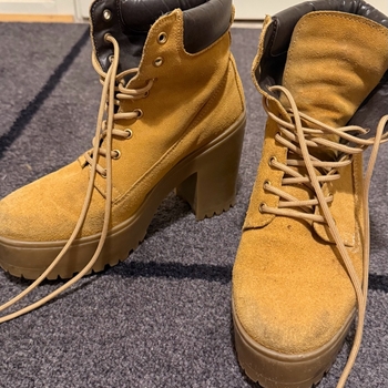 Timberlands tyyliset nilkkurit