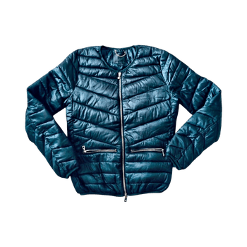 Vihreä kevyttoppatakki