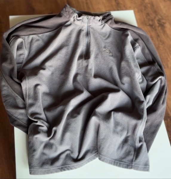 The north face Grey fleece zip pullover mens size XL