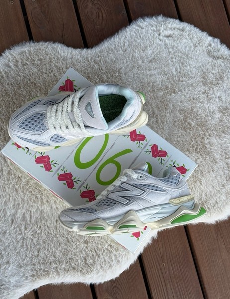 New Balance 9060 sneakers