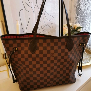 Louis vuitton bag