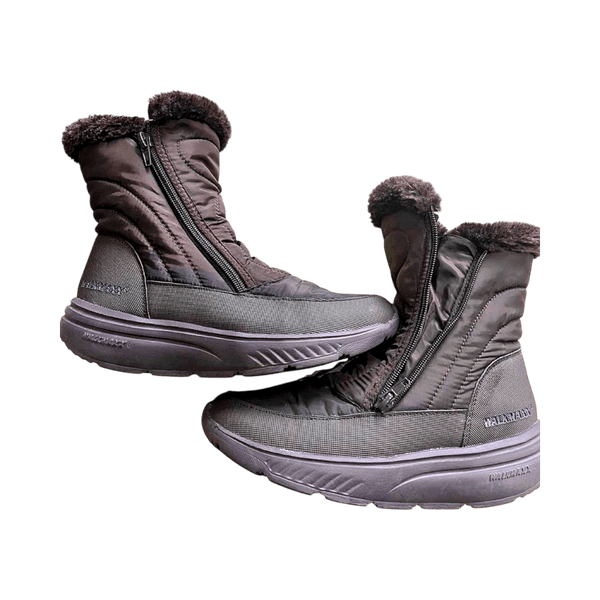 Brown cozy winter boots
