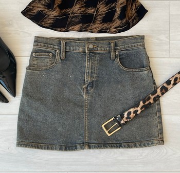 Vintage denim skirt 🧡