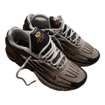 Harmaat Nike air max plus tennarit 40.5