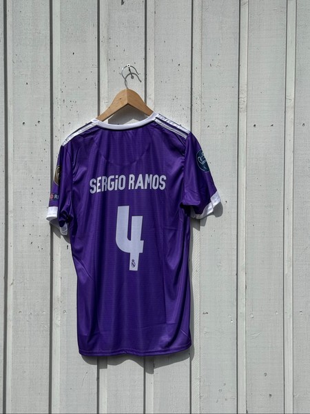 Ramos pelipaita