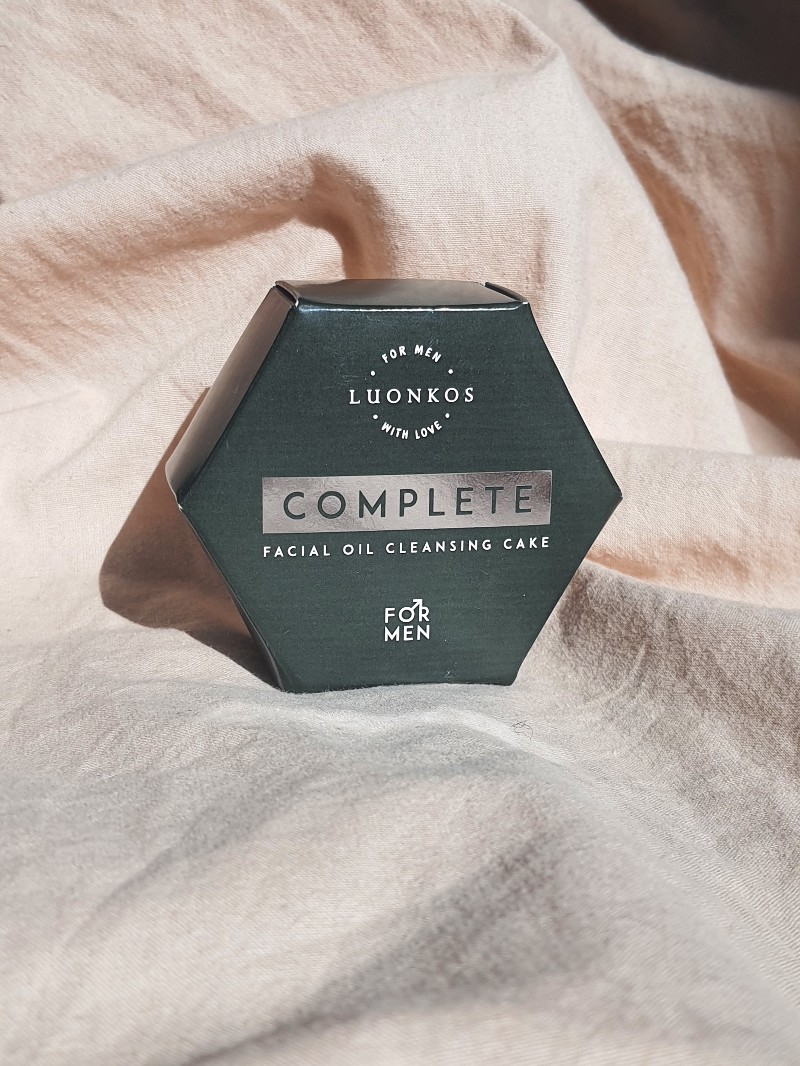 Luonkos Facial Oil Cleansing Cake