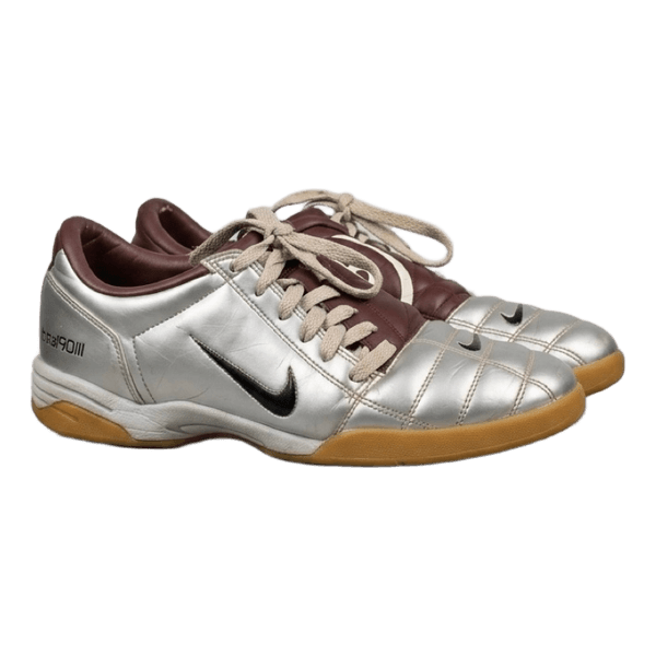 Nike Total 90 shoes vintage