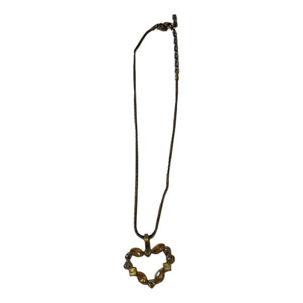 Heart pendant necklace
