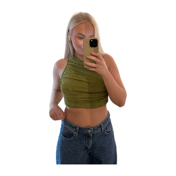 One-shoulder cropped top