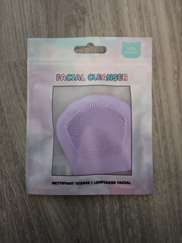 Facial cleanser