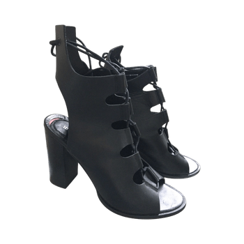 Henry kole heels