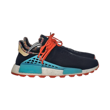 Sports shoes size 44
