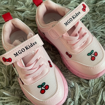 Pink kids sneakers with cherries