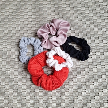 Scrunchie accessory