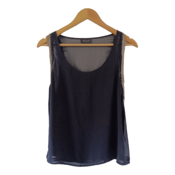 Musta ketjukoristeinen toppi Topshop