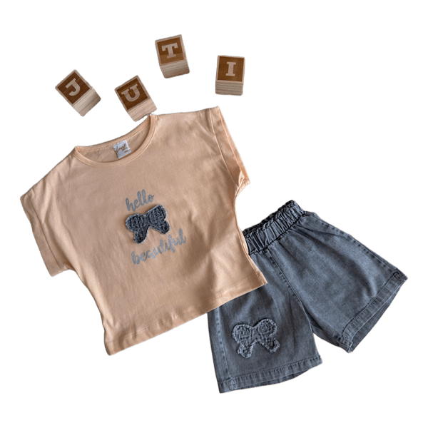 Peach and grey clothing set with denim shorts for girls