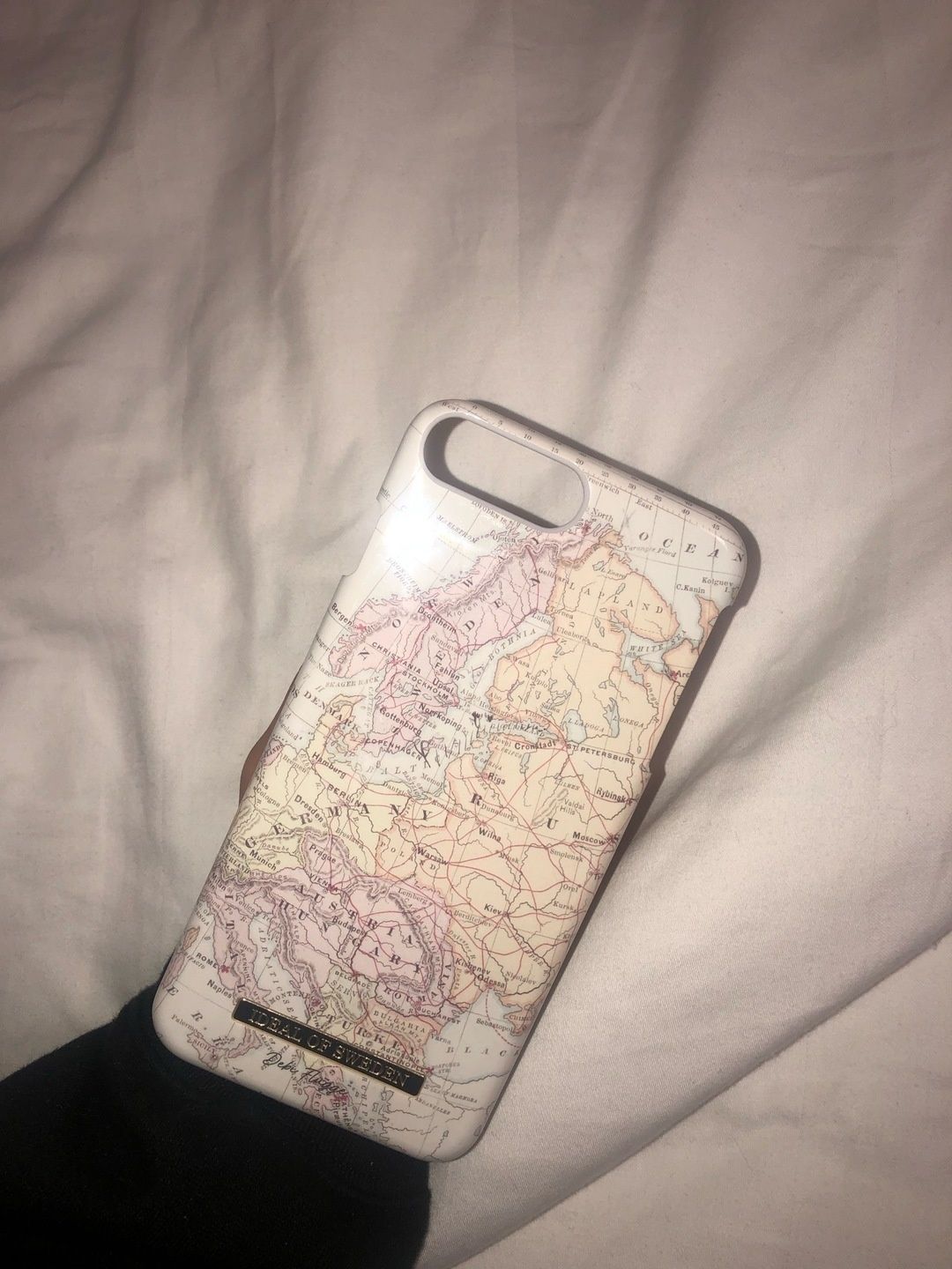 Ideal of sweden smartphone