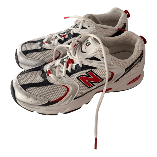 Hvide New Balance sneakers