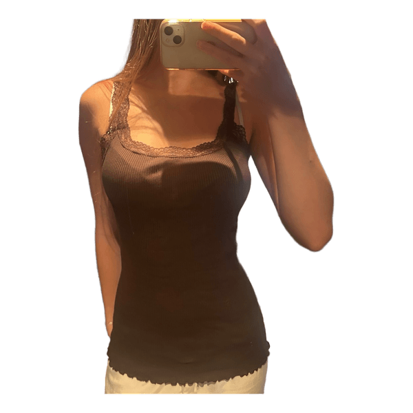 Rosemunde brun top