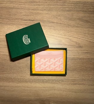 Pink Goyard card holder