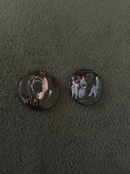 Rock band badge pin set