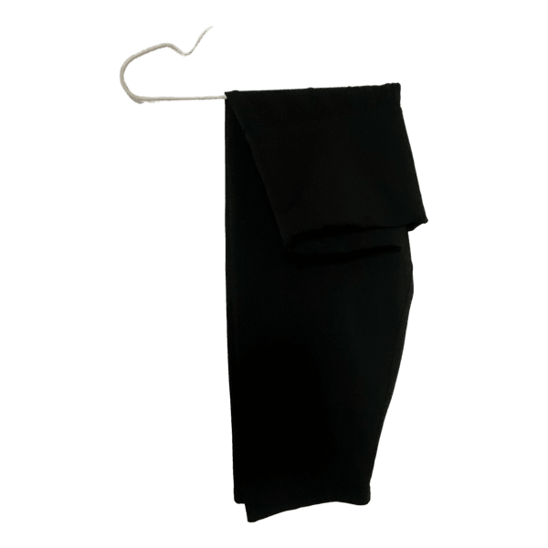 Mustat pyöräilyshortsit