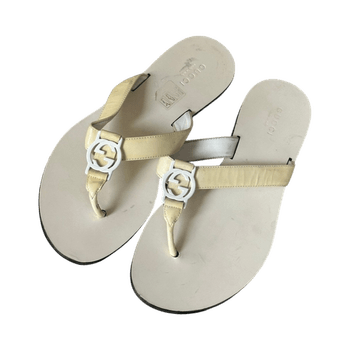 Gucci flipflops