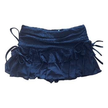 Musta pitsinen minihame s