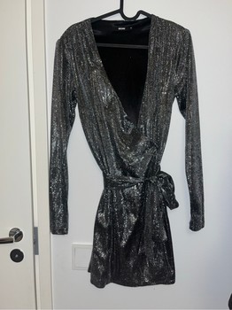 Bikbok glittermekko