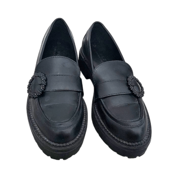 Mustat nahkaiset loafer-kengät