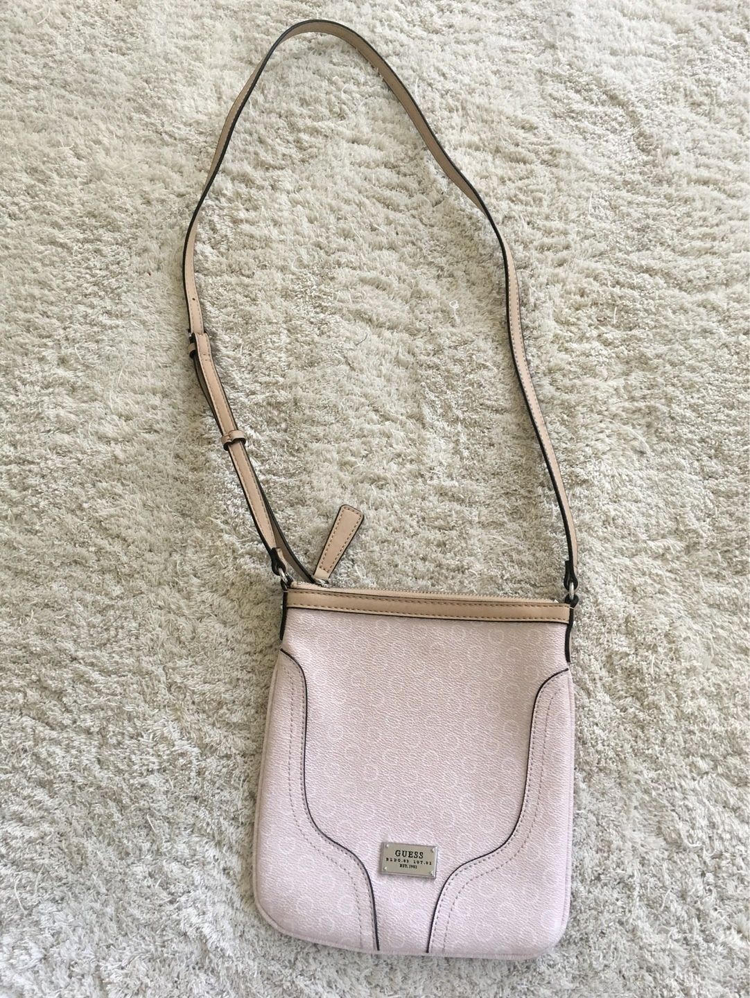 Guess bag