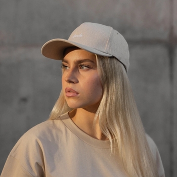 Beige baseball lippalakki amada