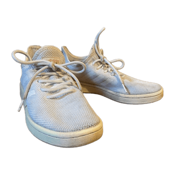 Adidas sports shoes